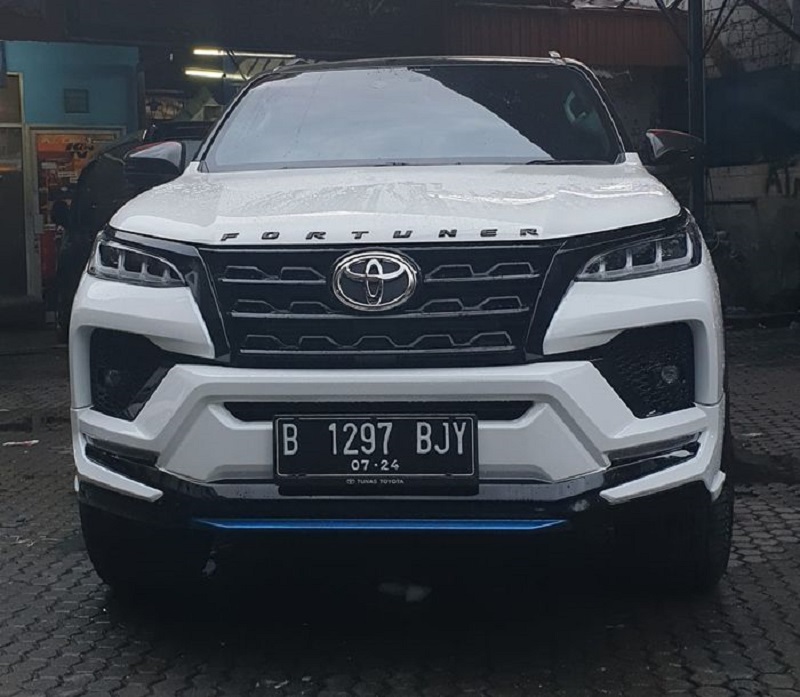 Panduan Modifikasi Fortuner, Velg 20 Inci dan Paras Legender Modifikasi fortuner