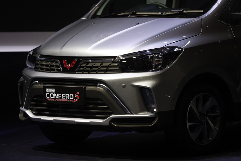Rekomendasi 7 Mobil yang Muat 8 Orang Penumpang harga wuling
