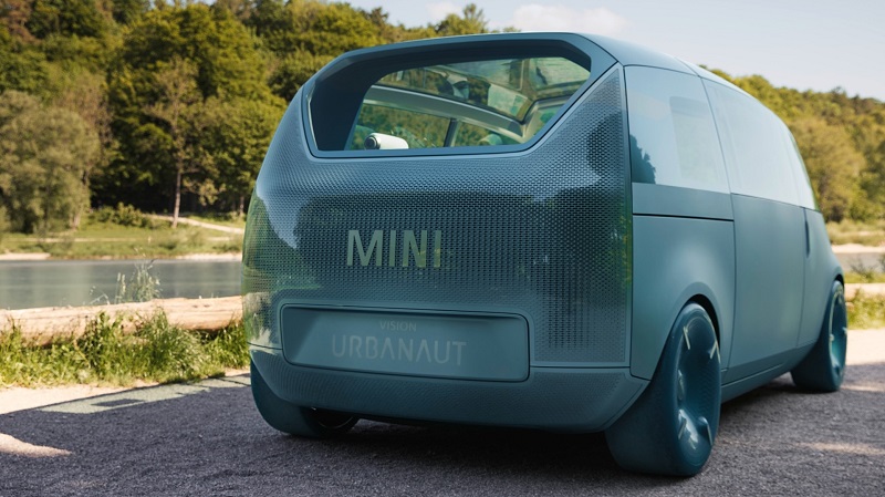 Mini Vision Urbanaut, MPV Senyaman Rumah mini vision urbanaut - tampak belakang