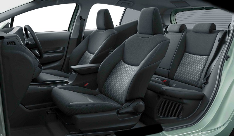 5 Kelebihan Toyota Aqua 2021, Hatchback Hybrid Modern! kelebihan toyota aqua 2021 002 - kabin