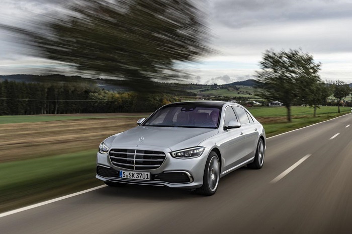 Penjualan Mercedes-Benz Sepanjang Pandemi Covid-19 2021, Deras! penjualan Mercedes-Benz