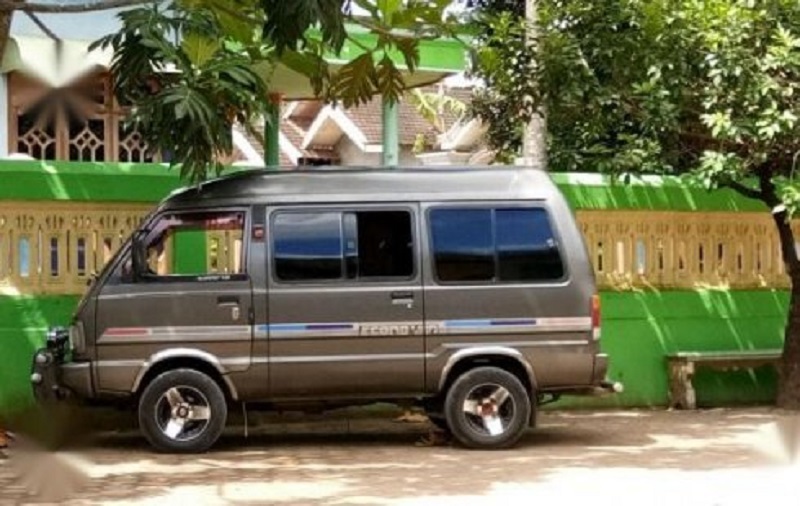 Berburu Mobil Bekas Rp 20 Jutaan, Memang Ada? mobil harga Rp 20 jutaan