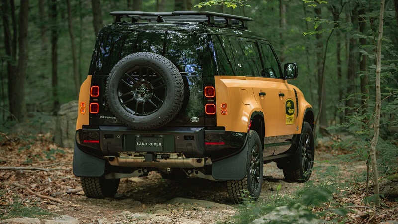 Land Rover Defender Trophy Edition, Nostalgia Balap Rally Land Rover defender Trophy Edition