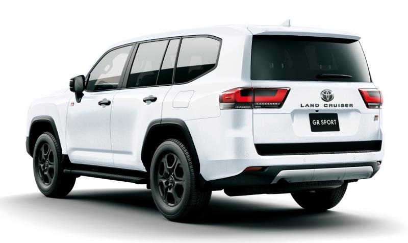 Spesifikasi Toyota Land Cruiser 300 GR Sport, Varian Termahal land cruiser 300 gr sport