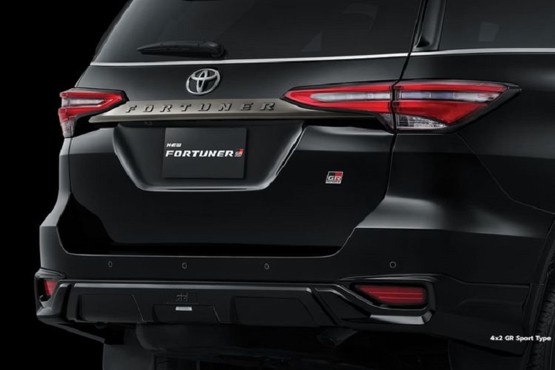 Perbedaan Toyota GR dan GR Sport, Jangan Keliru! Perbedaan Toyota GR dan GR Sport