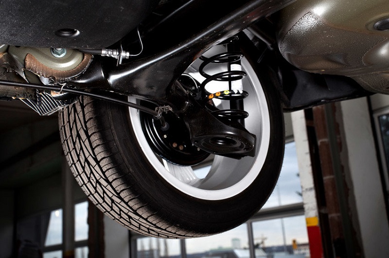 Shockbreaker Gas untuk Mobil, Lebih Empuk? Shockbreaker Gas untuk Mobil