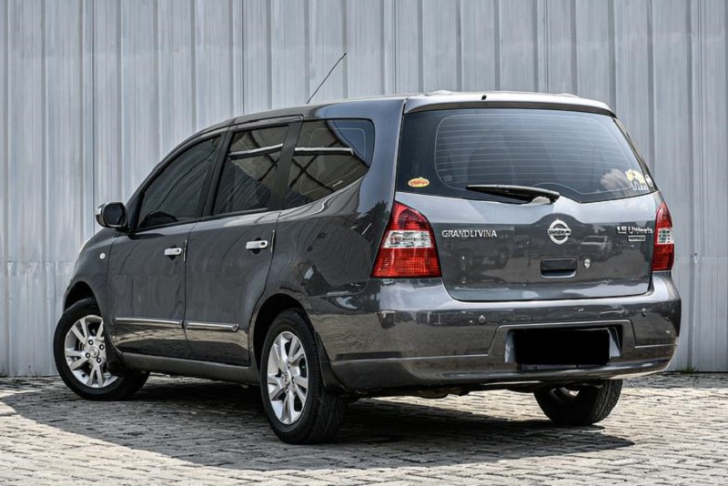 Review Nissan Grand Livina L10 (2012-2013), Masih Mewah! Review Nissan Grand Livina L10