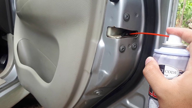 7 Cara Mengatasi Pintu Mobil Berbunyi, Mudah! cara mengatasi pintu mobil yang berbunyi