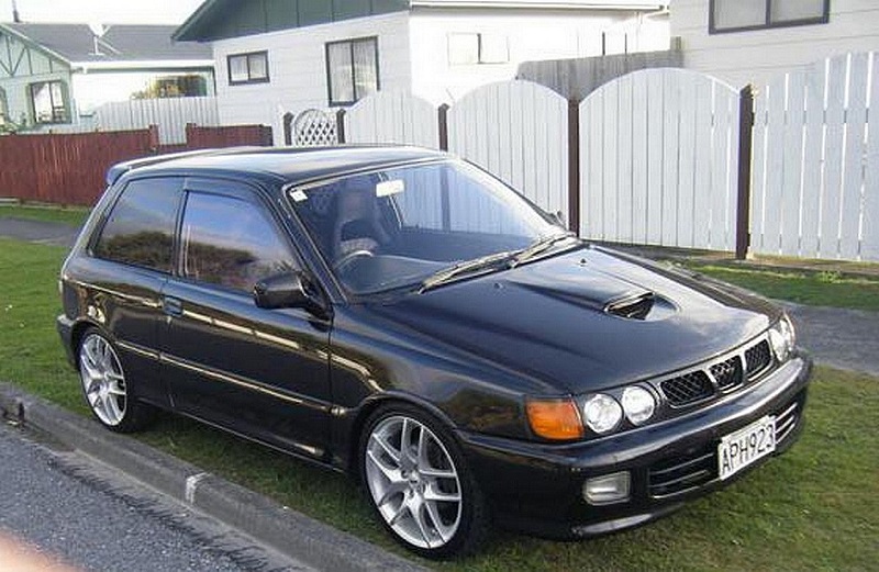 Harga Toyota Starlet Bekas, Ada yang Rp 100 Juta! harga toyota starlet bekas