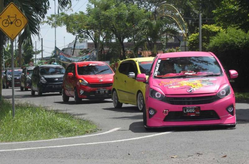 7 Perbedaan Daihatsu Ayla 1.0 vs 1.2, Beli yang Mana? Daihatsu Ayla 1.0 vs 1.2