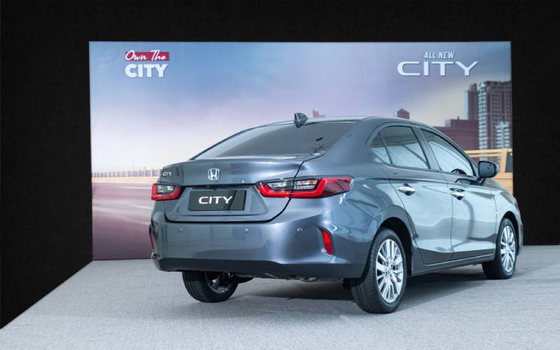 Honda City Vs Toyota Vios, Bagus Mana? Honda City Vs Toyota Vios