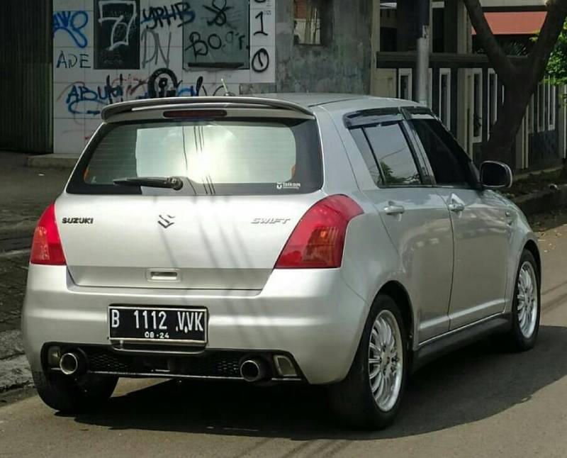 5 Rekomendasi Hatchback Bekas di Bawah Rp 100 juta Hatchback Bekas di Bawah Rp 100 juta