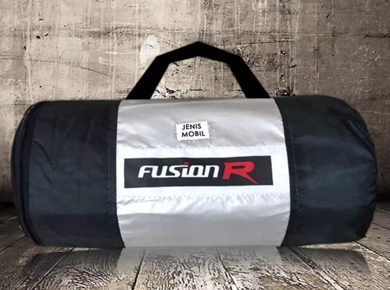 7 Rekomendasi Cover Mobil Terbaik, Jangan Salah Pilih! cover mobil terbaik