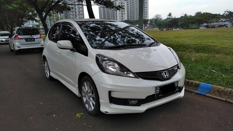 Review Honda Jazz GE8, Lebih Dari Cukup! review Honda Jazz GE8