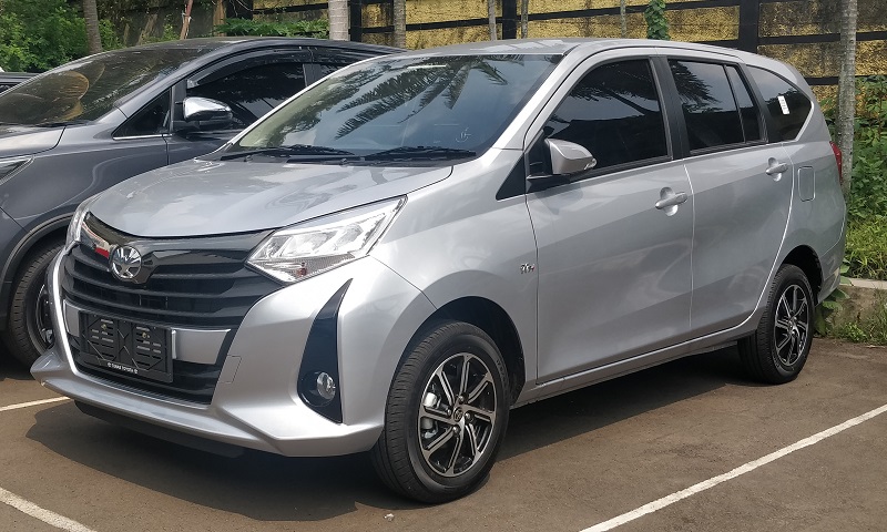 7 Rekomendasi Mobil untuk Taksi Online Rekomendasi mobil untuk Taksi Online