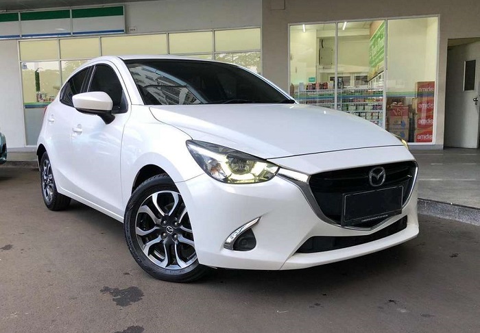 Sejarah Mazda 2, dari Minivan Jadi Hatchback sejarah Mazda 2