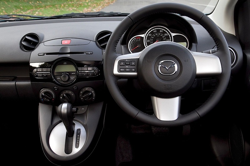 Sejarah Mazda 2, dari Minivan Jadi Hatchback sejarah mazda 2
