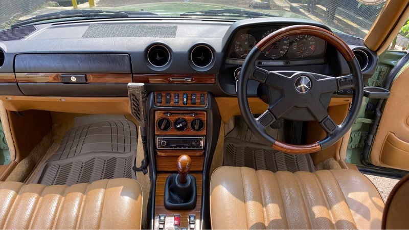 Pesona Mercy Tiger, Tidak Lekang Waktu! mercy tiger - interior