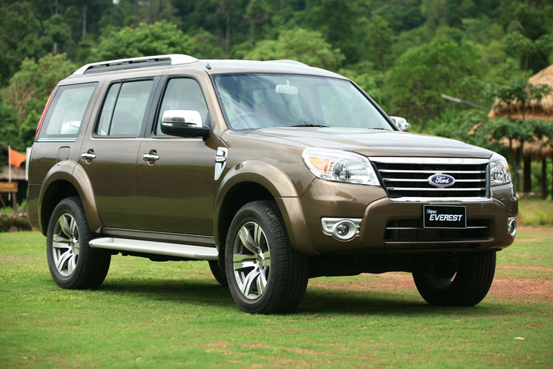 Review Ford Everest Gen 2, SUV Bandel yang Terjangkau review ford everest gen 2