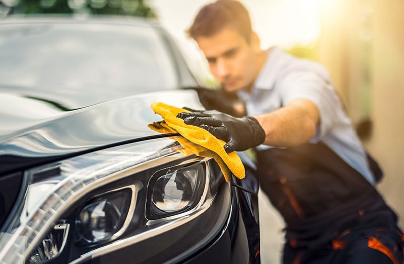 Cuci Mobil Tanpa Air, Bisa Bersih? cara cuci mobil yang benar