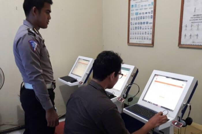Rifat Sungkar: Sistem Ujian SIM Di Indonesia Harus Dibenahi ujian sim