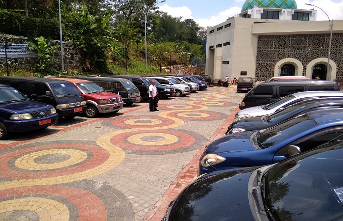 4 Rekomendasi Balai Lelang Mobil Terpercaya rekomendasi balai lelang mobil
