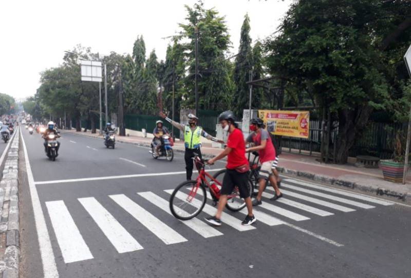Mengenal Sejarah dan Fungsi Zebra Cross Fungsi Zebra Cross