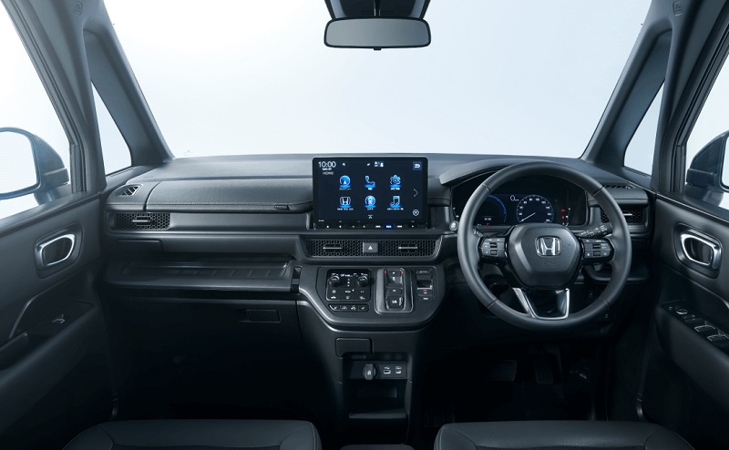 Honda Step WGN Air dan Spada Meluncur, Lawan Voxy honda step wgn air dan spada - interior