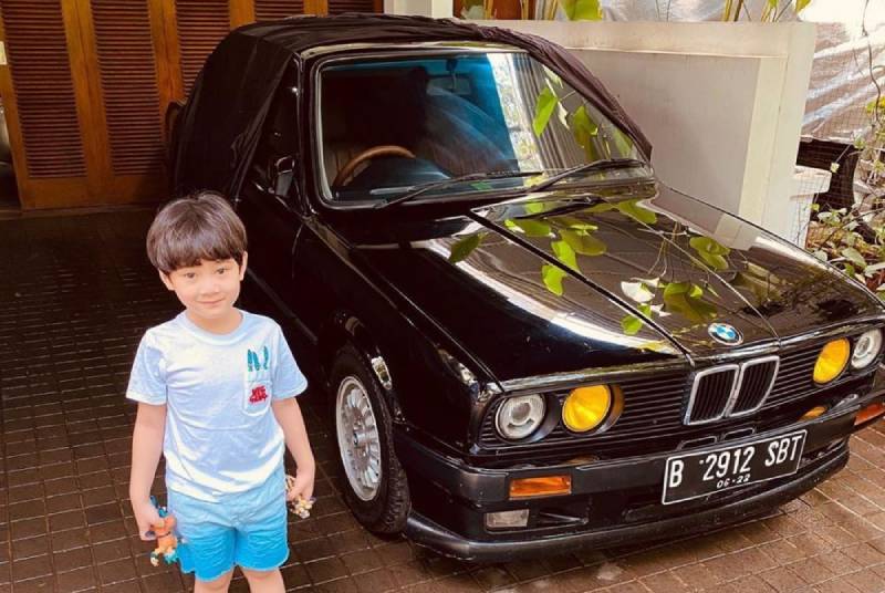 7 Koleksi Mobil Mewah Raffi Ahmad, Ini yang Termurah mobil mewah Raffi Ahmad