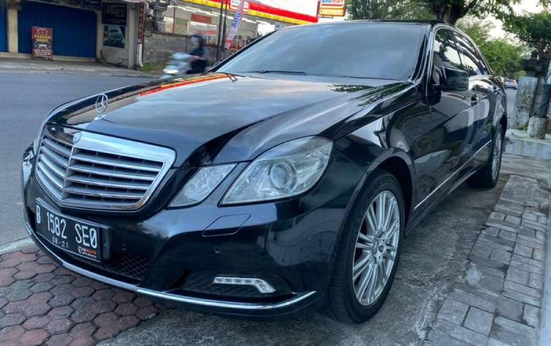 4 Mobil Mewah Bekas Taksi, Murah Banget! mobil mewah bekas taksi