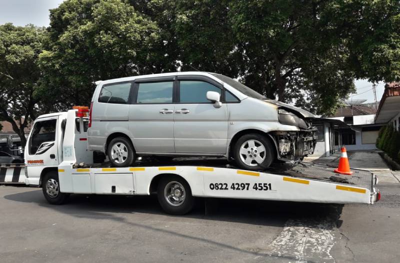 Beli Mobil Bekas Kecelakaan, Untung atau Rugi? Beli Mobil Bekas Kecelakaan