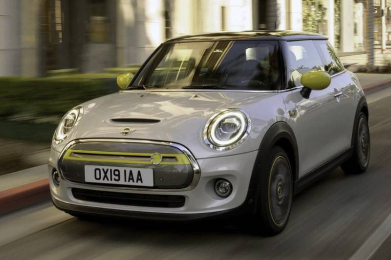 3 Mobil Listrik BMW Hadir di Indonesia, Sebentar Lagi mobil listrik bmw - mini electric