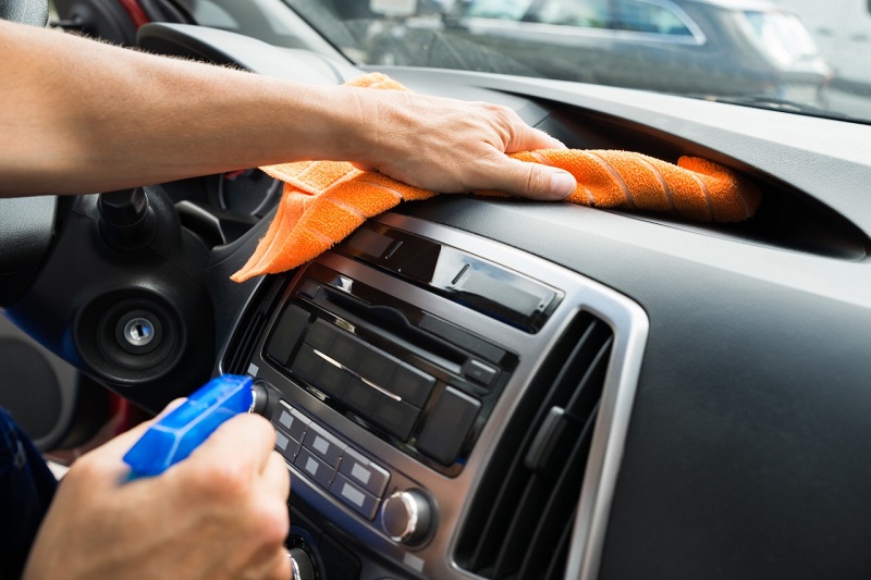 7 Cara Membersihkan Interior Mobil, Jangan Salah cara membersihkan interior mobil