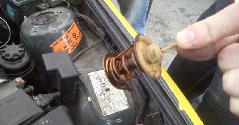 5 Ciri Thermostat Mobil Rusak, Harus Tahu! ciri thermostat mobil rusak