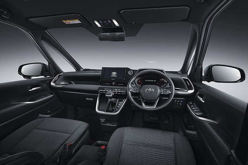 Harga Toyota Voxy 2022, Naik Tinggi! harga toyota voxy 2022 - interior