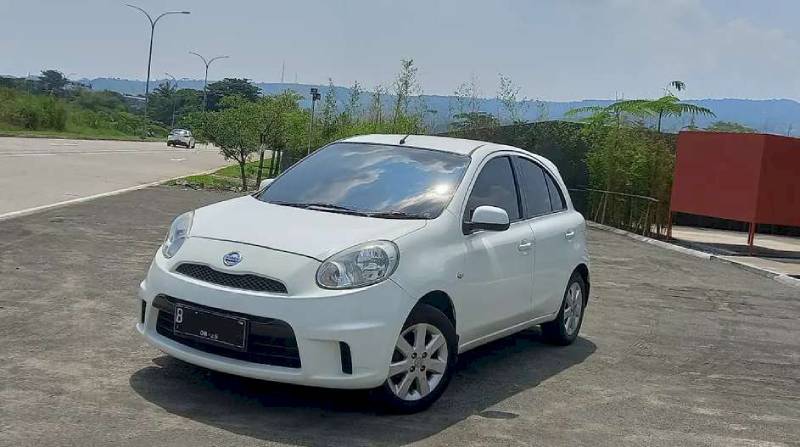 Harga Nissan March Bekas, Terjangkau! Harga Nissan March Bekas
