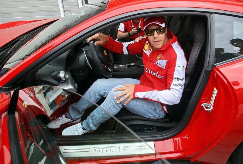 Intip Mobil Harian Pembalap F1, Keren-Keren! Mobil Harian Pembalap F1