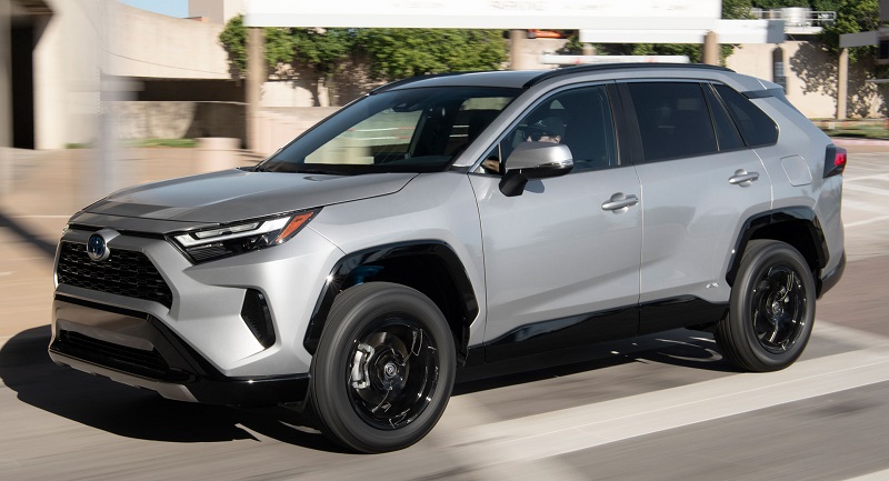Daftar 10 Mobil Paling Laku di Dunia, Ada Wuling! mobil terlaris di dunia - toyota rav4