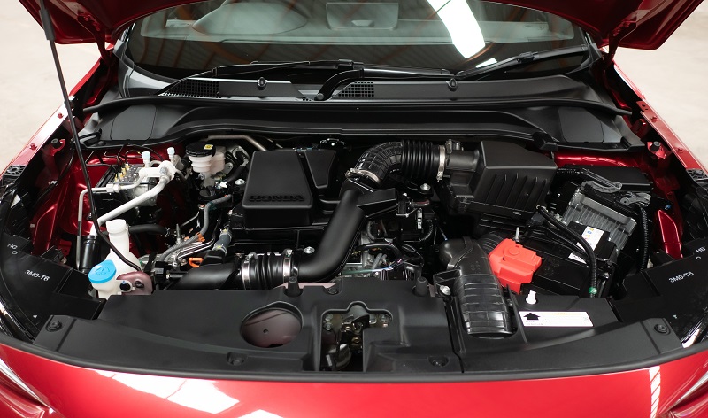 6 Perbedaan Honda HR-V 1.5L Vs Turbo RS, Signifikan! hr-v 1.5l vs turbo rs - mesin turbo