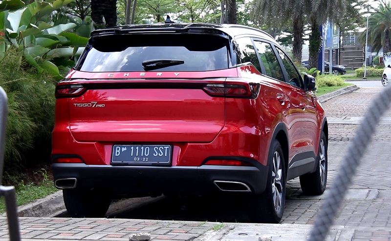 Test Drive Chery Tiggo 7 Pro, Meyakinkan? test drive chery tiggo 7 pro - tampak belakang