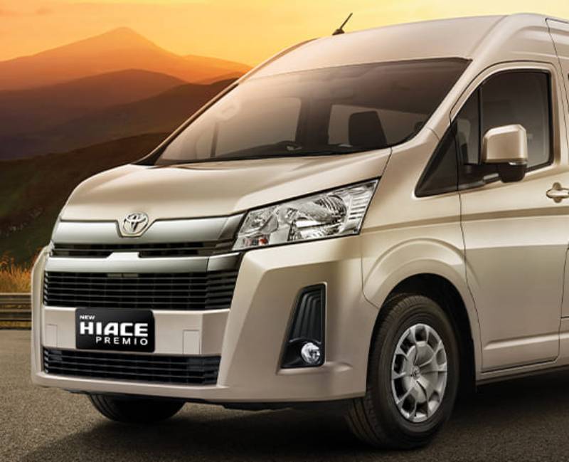 5 Perbedaan Hiace Premio Vs Commuter, Pilih Mana? Hiace Premio Vs Commuter