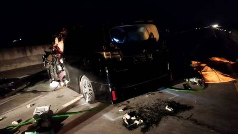 Spesifikasi Toyota Vellfire Personel Debu yang Ringsek Toyota Vellfire Personel Debu