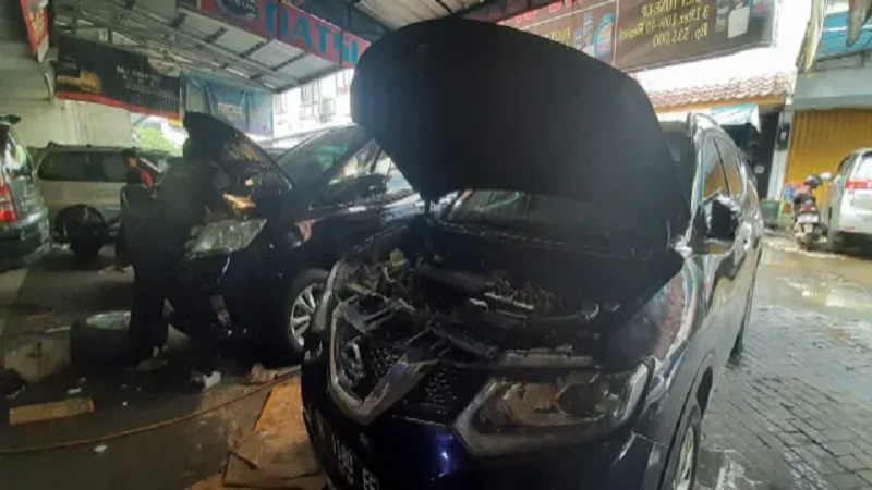 7 Rekomendasi Bengkel Spesialis Mobil Nissan Terbaik! Bengkel spesialis mobil Nissan