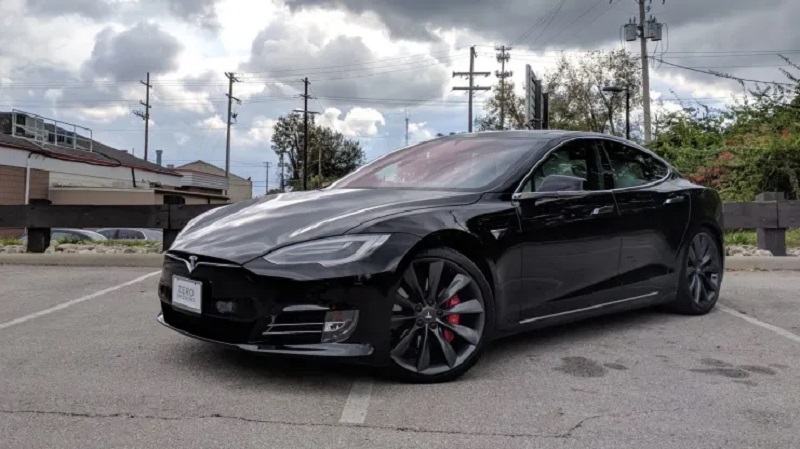 5 Harga dan Jenis Mobil Tesla di Indonesia, Ini yang Termurah! Jenis mobil Tesla
