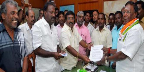 Transport staff end strike