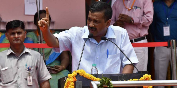 केरल बाढ़ः अरविंद कजेरीवाल ने कहा, AAP पार्टी के सभी MLA, MP पीड़ितों के लिए दान करें एक महीने की सैलरी