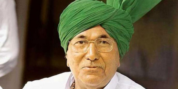 op-chautala-hospitalized-in-LNJP-hospital.