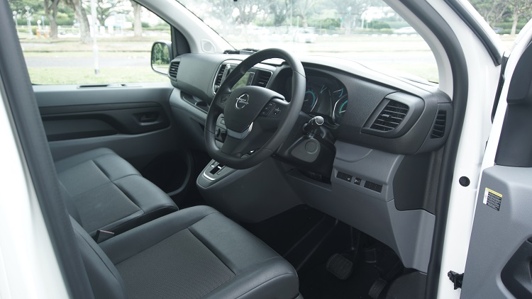 Editors%2 Fimages%2 F1632475798352 Editors Images 1632459792523 Opel Vivaro E 10