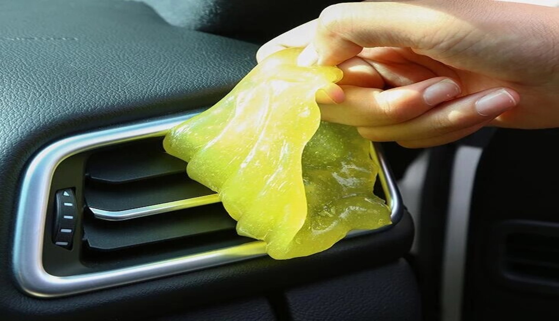 Editors%2 Fimages%2 F1636526790390 Motorist 11 Automotive Products