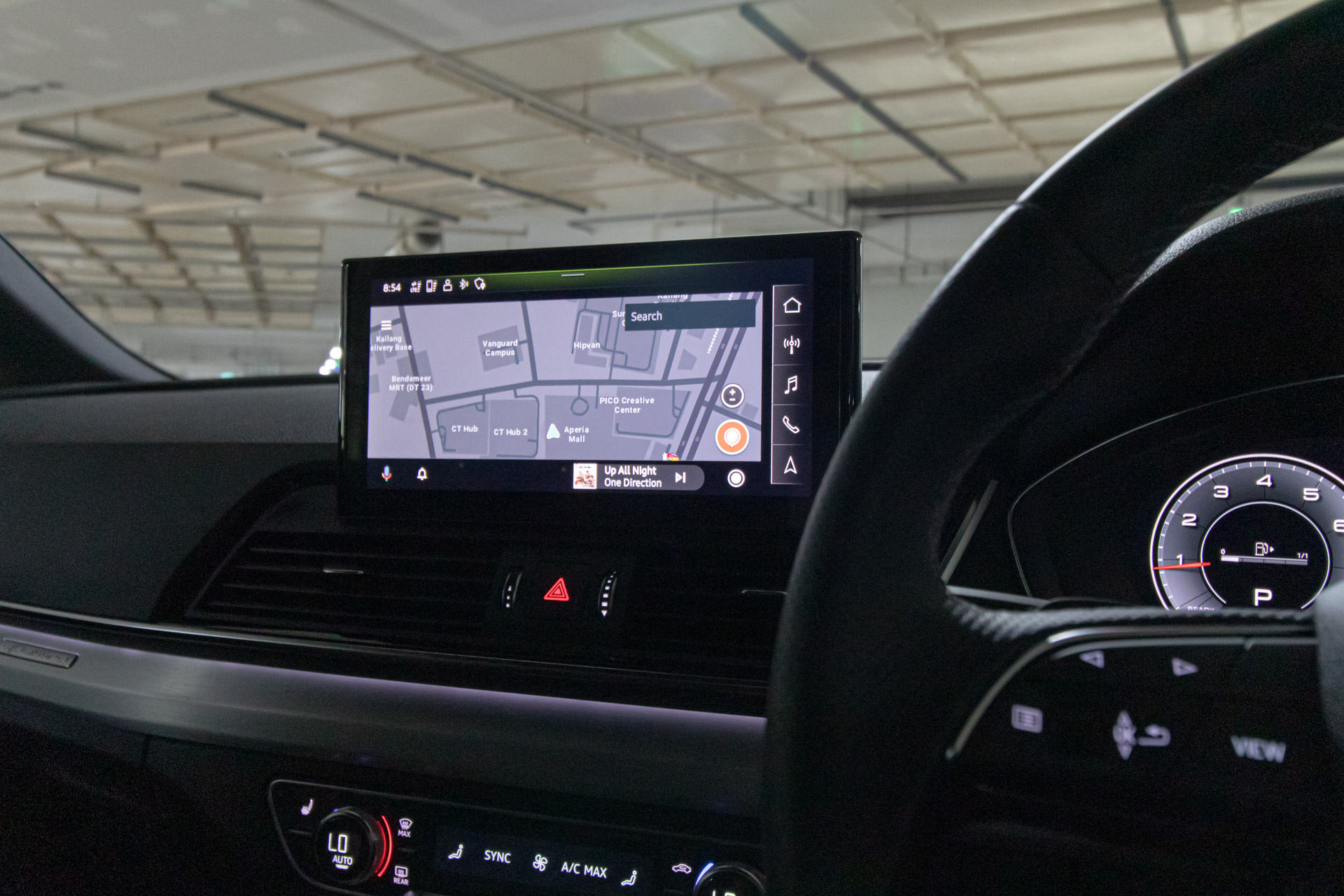 Editors%2 Fimages%2 F1637286305872 Q5+Audi+Mmi